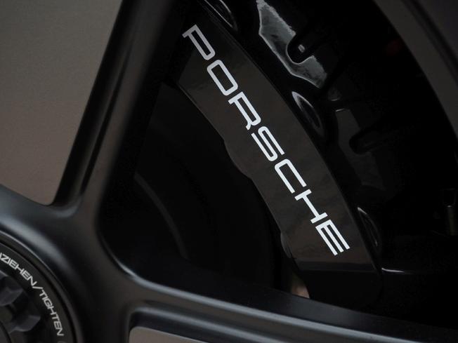 PORSCHE 911 Photo 43