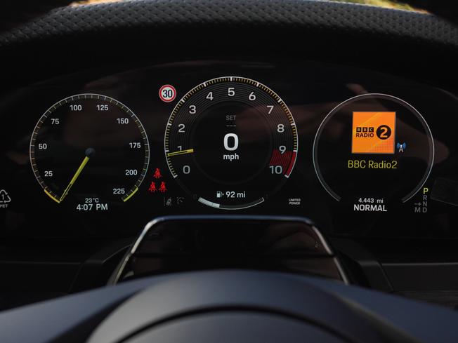 PORSCHE 911 Photo 14