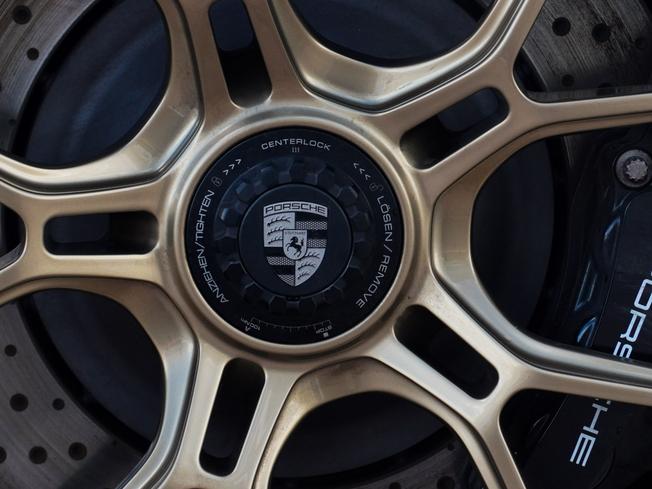 PORSCHE 911 Photo 24