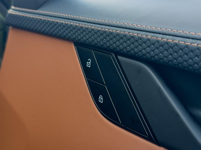 PORSCHE 911 Photo 28