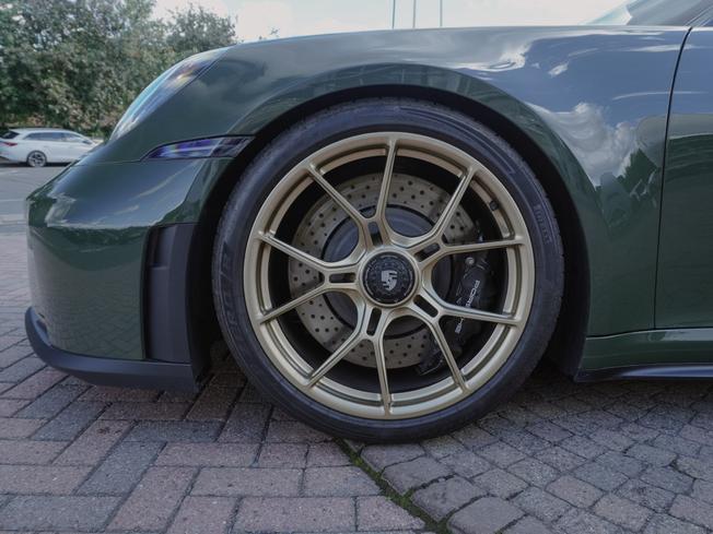 PORSCHE 911 Photo 3