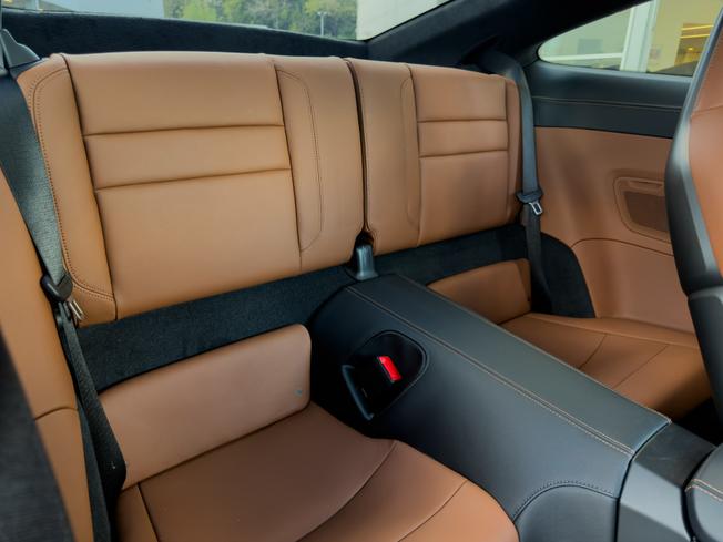 PORSCHE 911 Photo 7