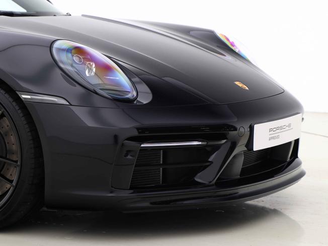 PORSCHE 911 Photo 10