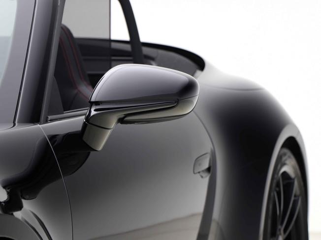 PORSCHE 911 Photo 16