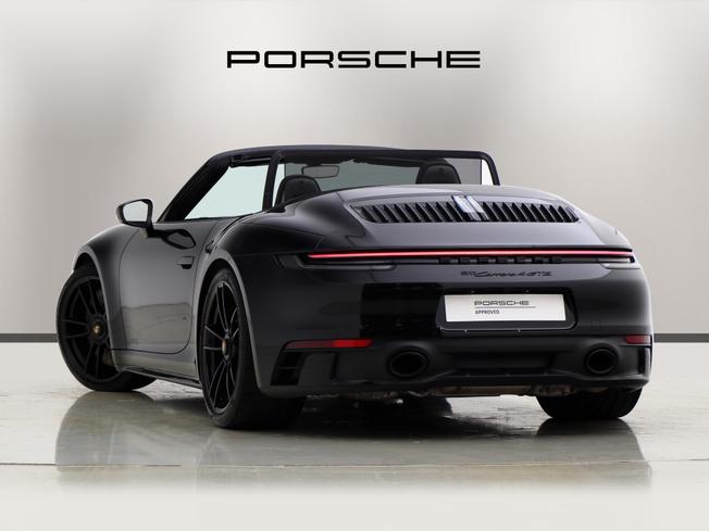 PORSCHE 911 Photo 2