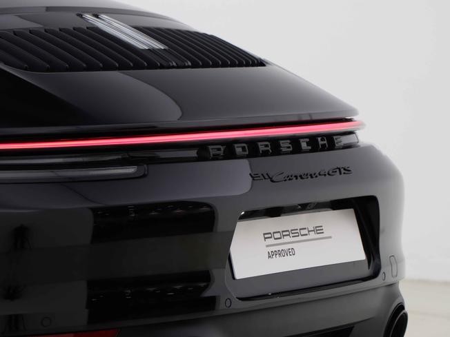PORSCHE 911 Photo 20
