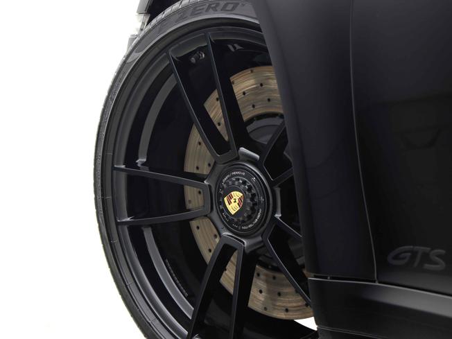 PORSCHE 911 Photo 29