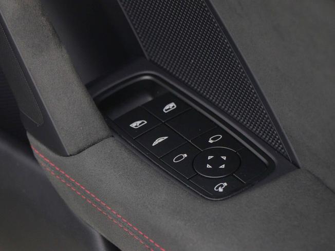 PORSCHE 911 Photo 34