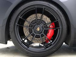 PORSCHE 911 Photo 4