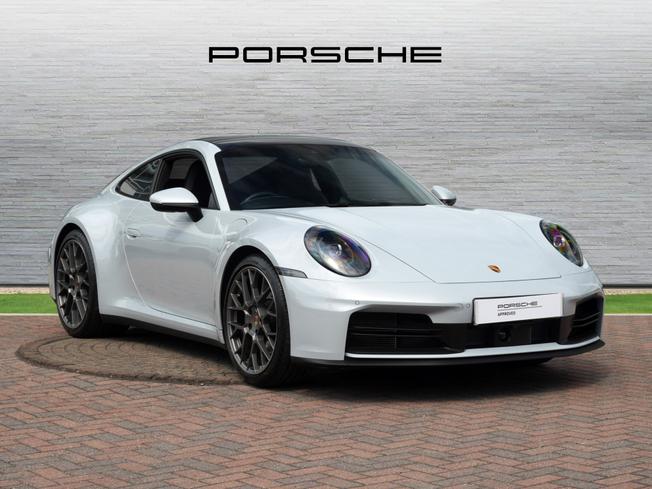 PORSCHE 911 Photo 1