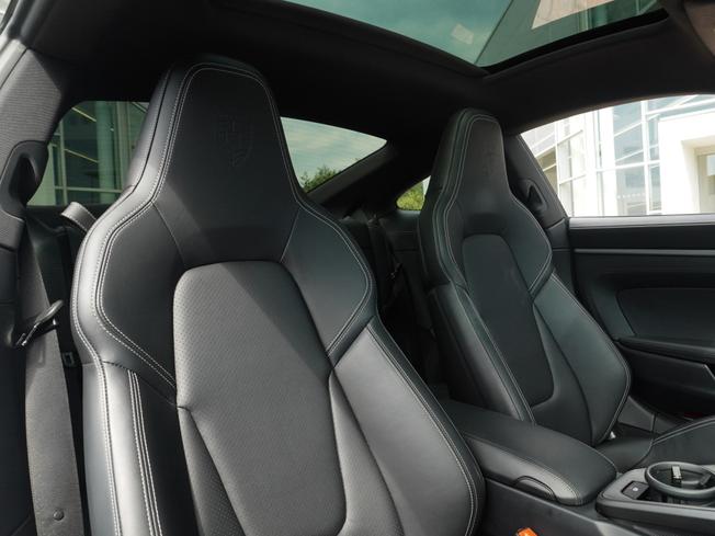 PORSCHE 911 Photo 11