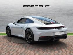 PORSCHE 911 Photo 2