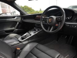 PORSCHE 911 Photo 3