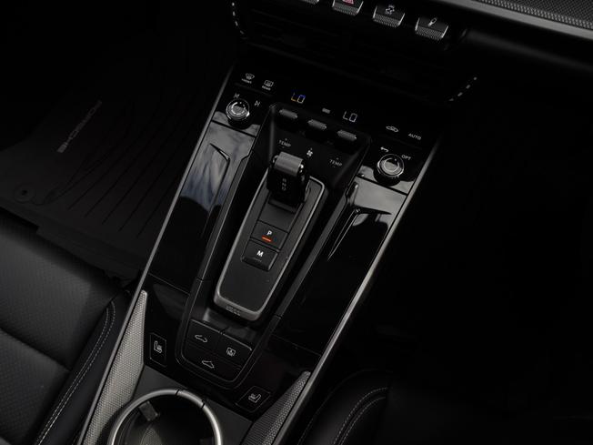 PORSCHE 911 Photo 36