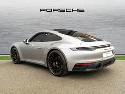 PORSCHE 911 Photo 2