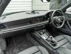 PORSCHE 911 Photo 3