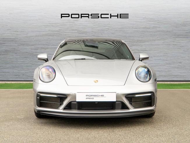PORSCHE 911 Photo 6
