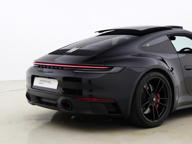 PORSCHE 911 Photo 20