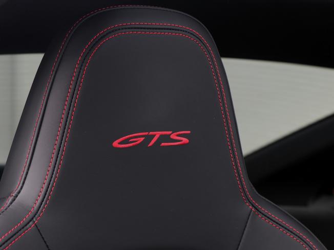 PORSCHE 911 Photo 30