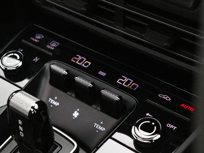 PORSCHE 911 Photo 42