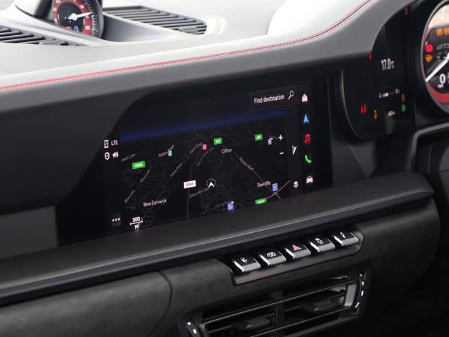 PORSCHE 911 Photo 48