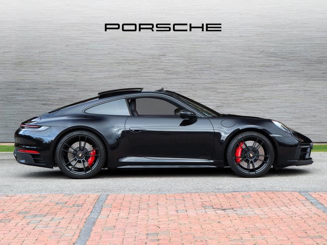 PORSCHE 911 Photo 5