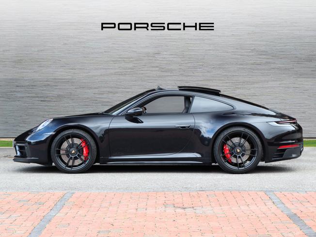 PORSCHE 911 Photo 6