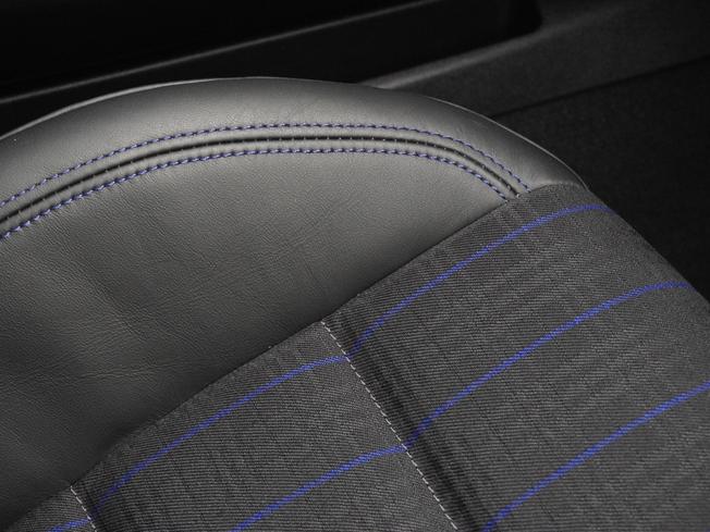 PORSCHE 911 Photo 21