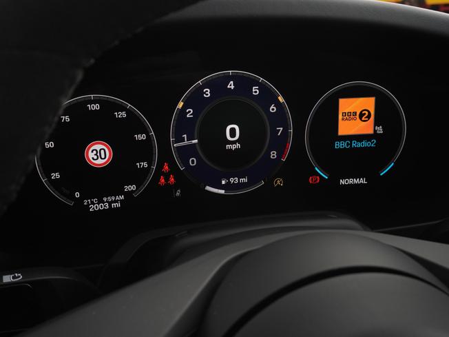 PORSCHE 911 Photo 25