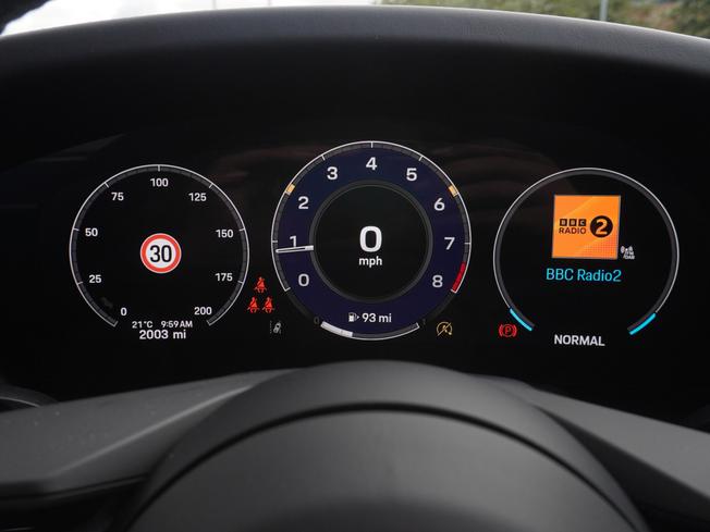 PORSCHE 911 Photo 26