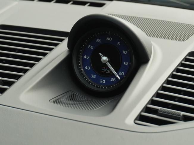 PORSCHE 911 Photo 27