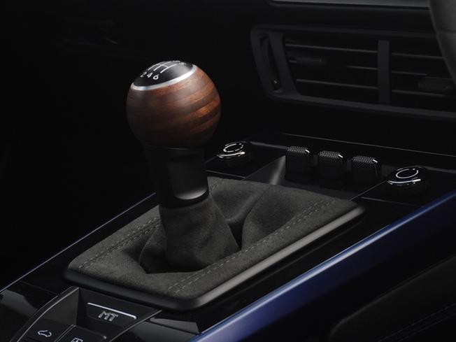PORSCHE 911 Photo 43
