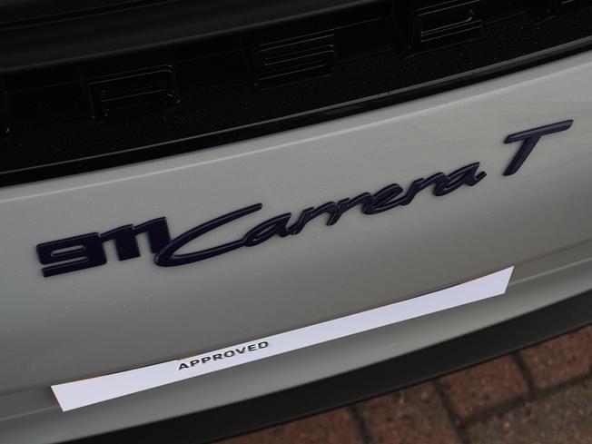 PORSCHE 911 Photo 44
