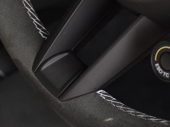 PORSCHE 911 Photo 10