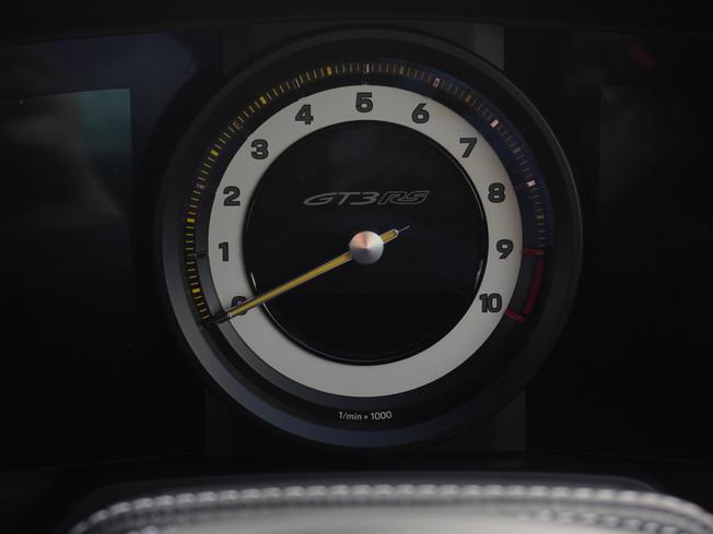 PORSCHE 911 Photo 27
