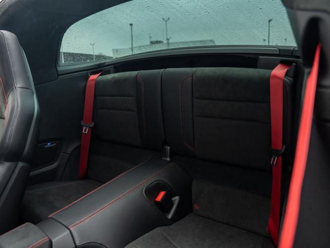 PORSCHE 911 Photo 16