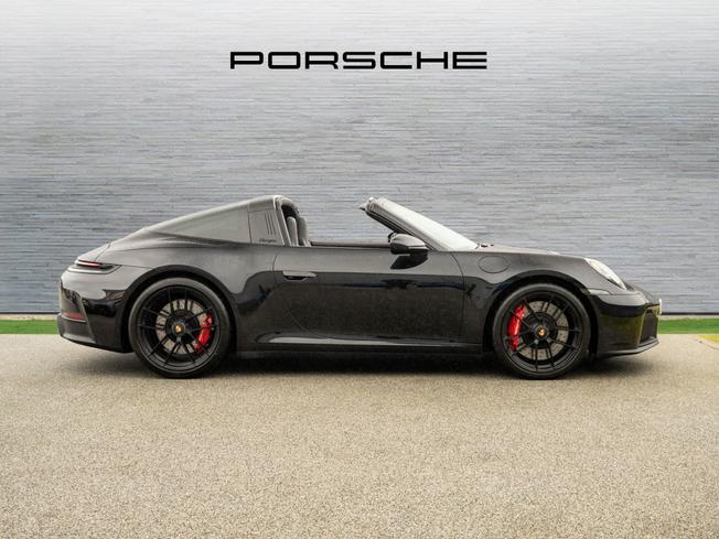 PORSCHE 911 Photo 7