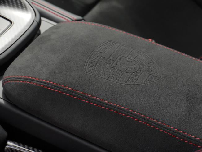 PORSCHE 911 Photo 18