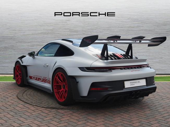 PORSCHE 911 Photo 2