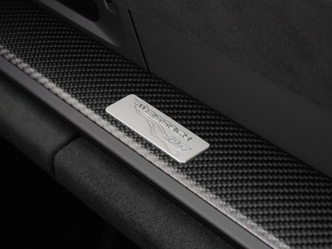 PORSCHE 911 Photo 20