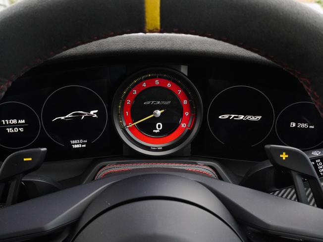 PORSCHE 911 Photo 23