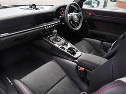 PORSCHE 911 Photo 3