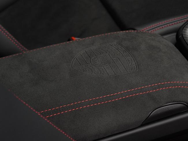 PORSCHE 911 Photo 42