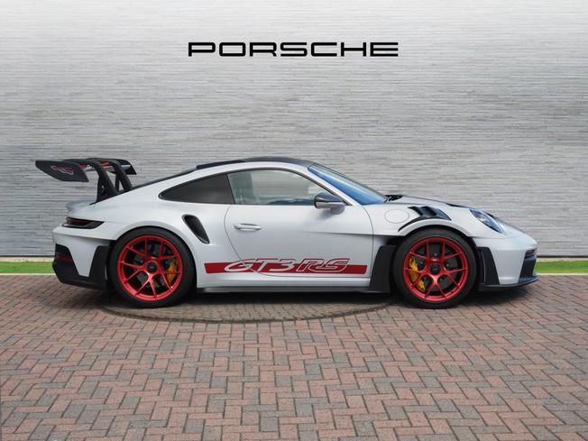 PORSCHE 911 Photo 5