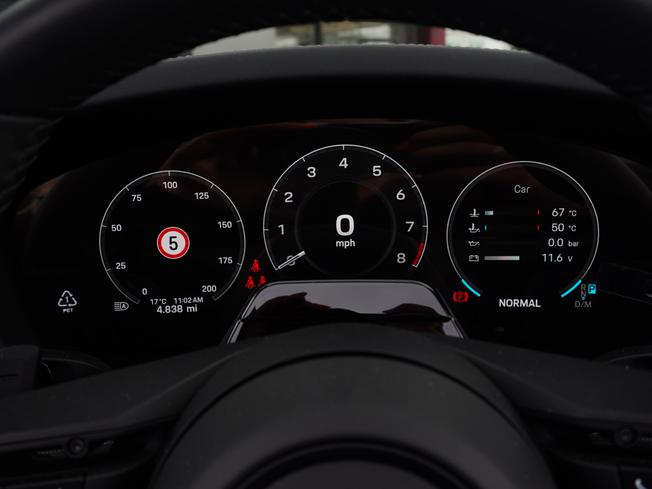 PORSCHE 911 Photo 13