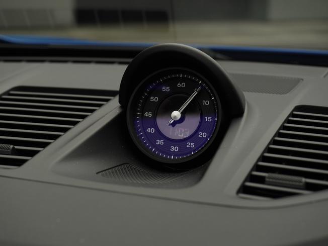PORSCHE 911 Photo 14