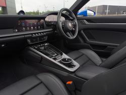 PORSCHE 911 Photo 3