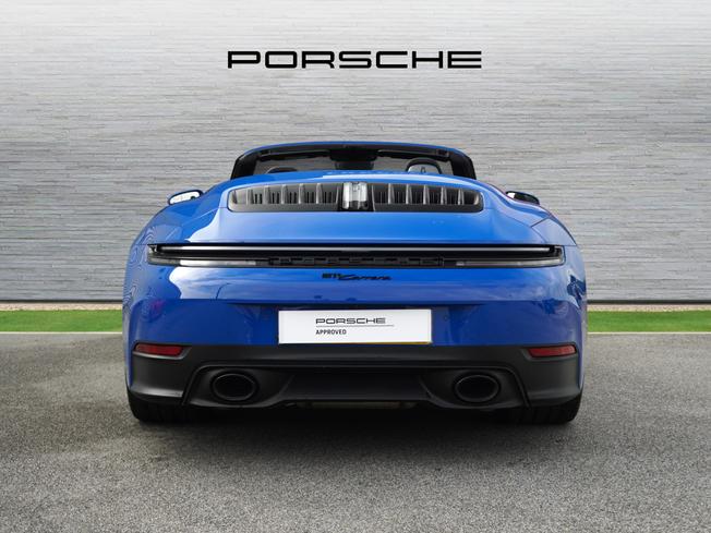 PORSCHE 911 Photo 7