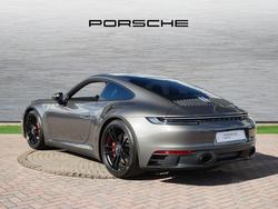 PORSCHE 911 Photo 2
