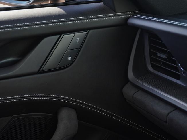 PORSCHE 911 Photo 20